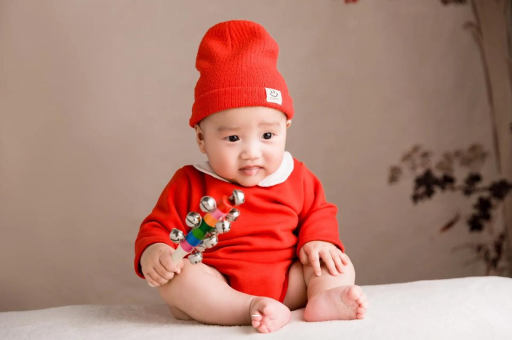 唐山3个月宝宝翻身